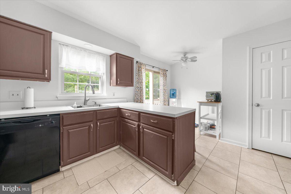 1161 MAPLE GLEN CIRCLE