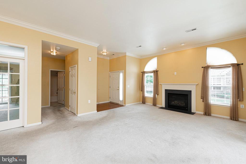 424 PEBBLE BEACH DRIVE