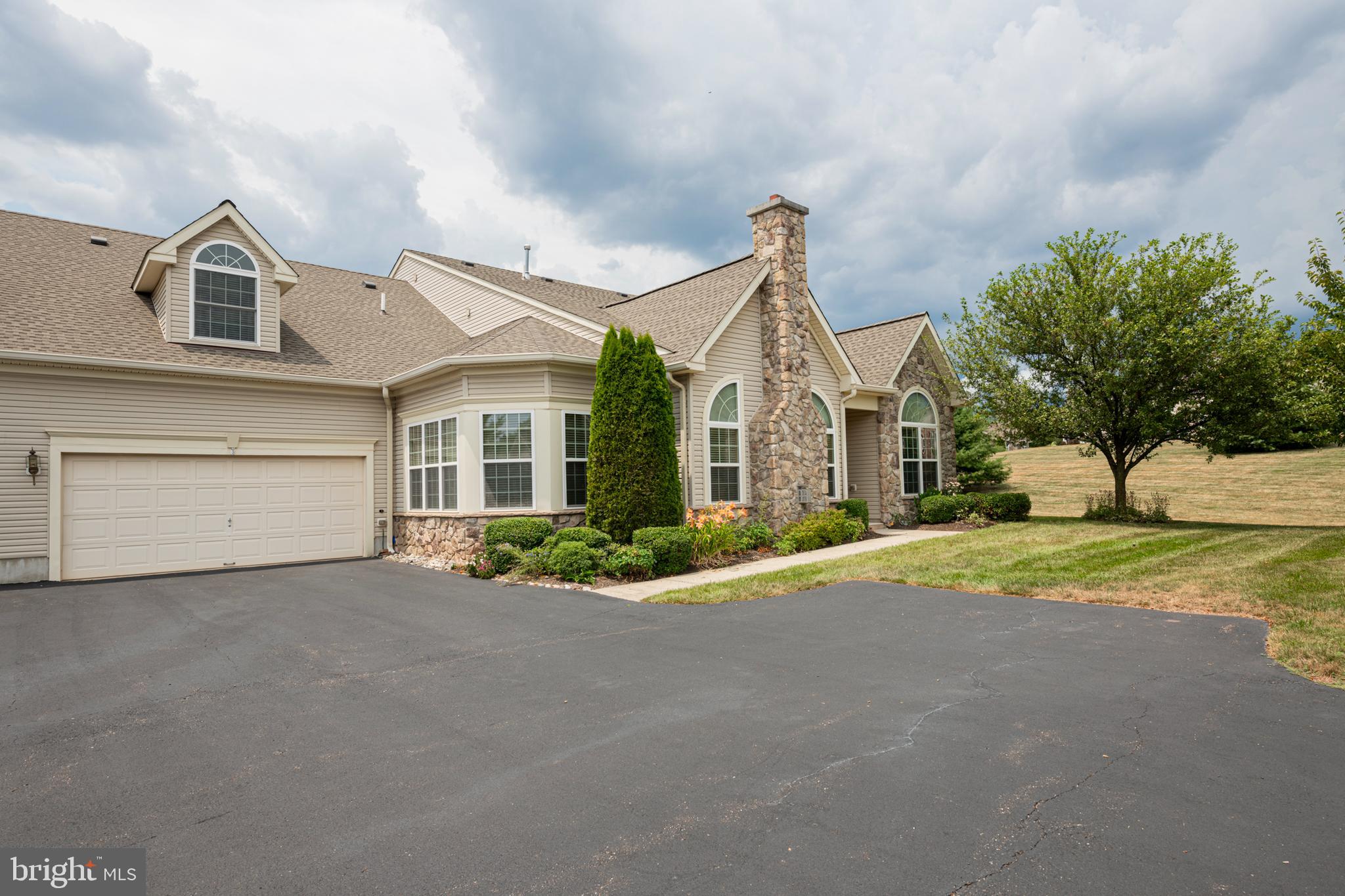 424 PEBBLE BEACH DRIVE