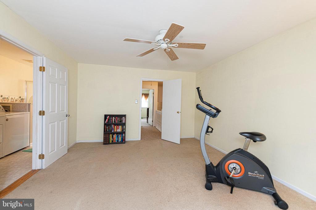 4175 RITTENHOUSE LANE