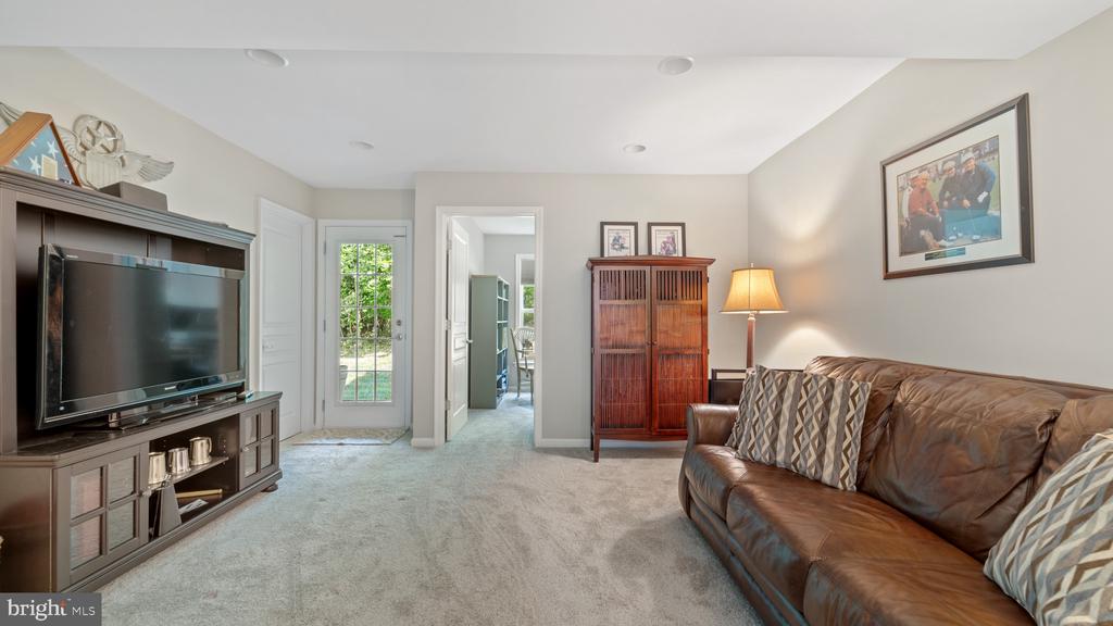 202 HUDSON DRIVE