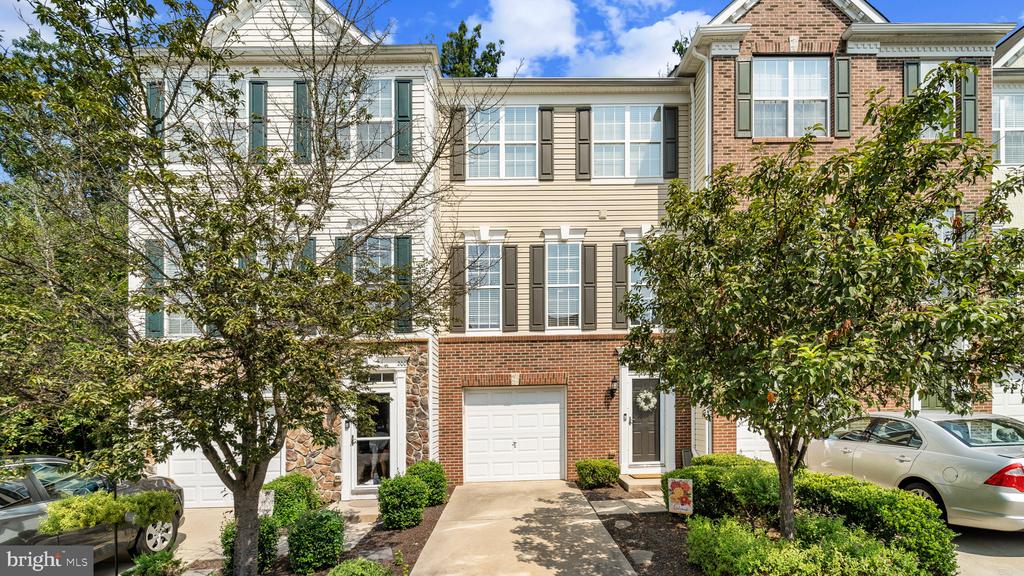202 HUDSON DRIVE
