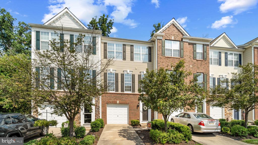 202 HUDSON DRIVE