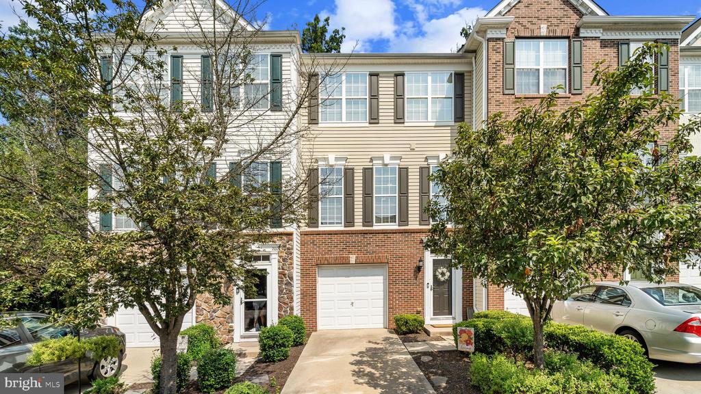 202 HUDSON DRIVE