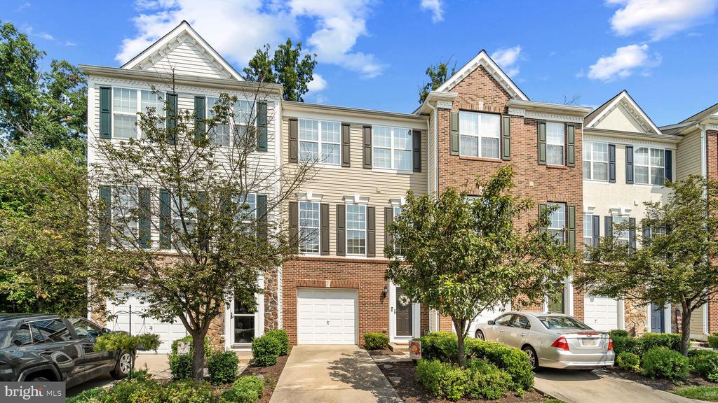 202 HUDSON DRIVE
