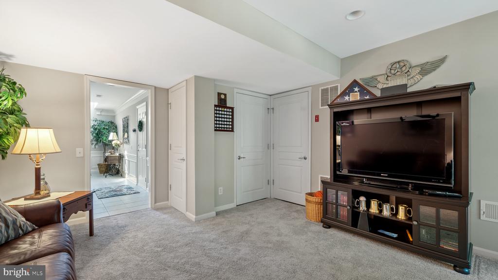 202 HUDSON DRIVE