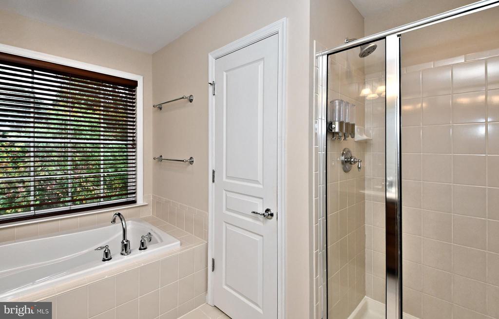 202 HUDSON DRIVE