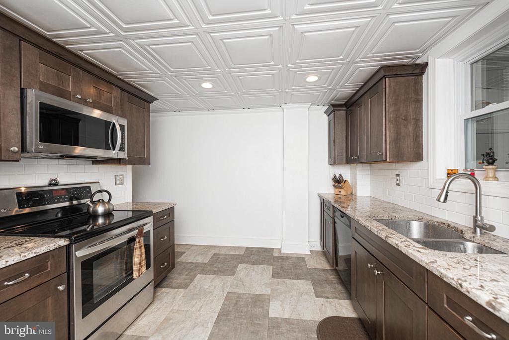 741 WALNUT STREET