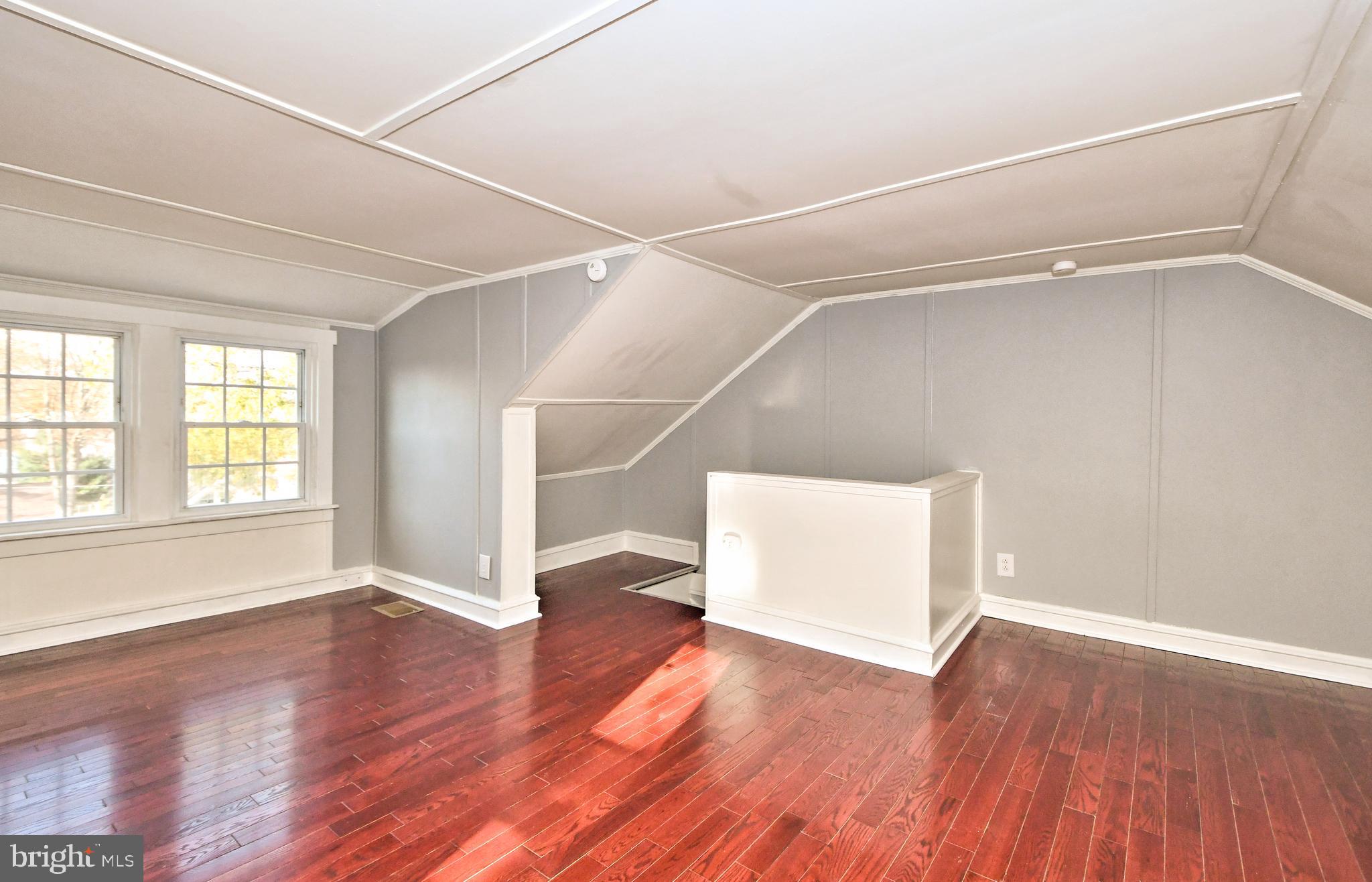 709 N CHARLOTTE STREET