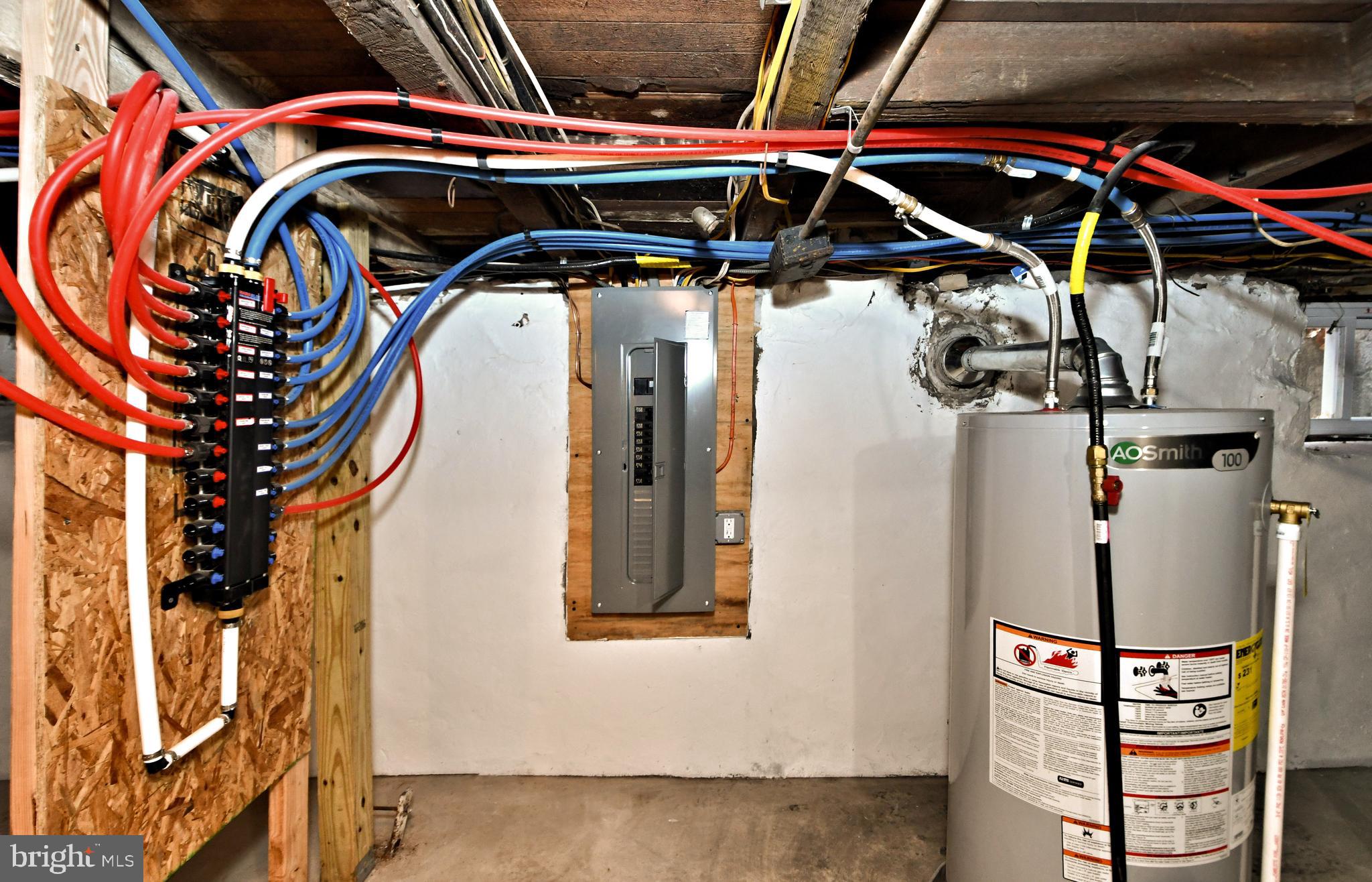 709 N CHARLOTTE STREET