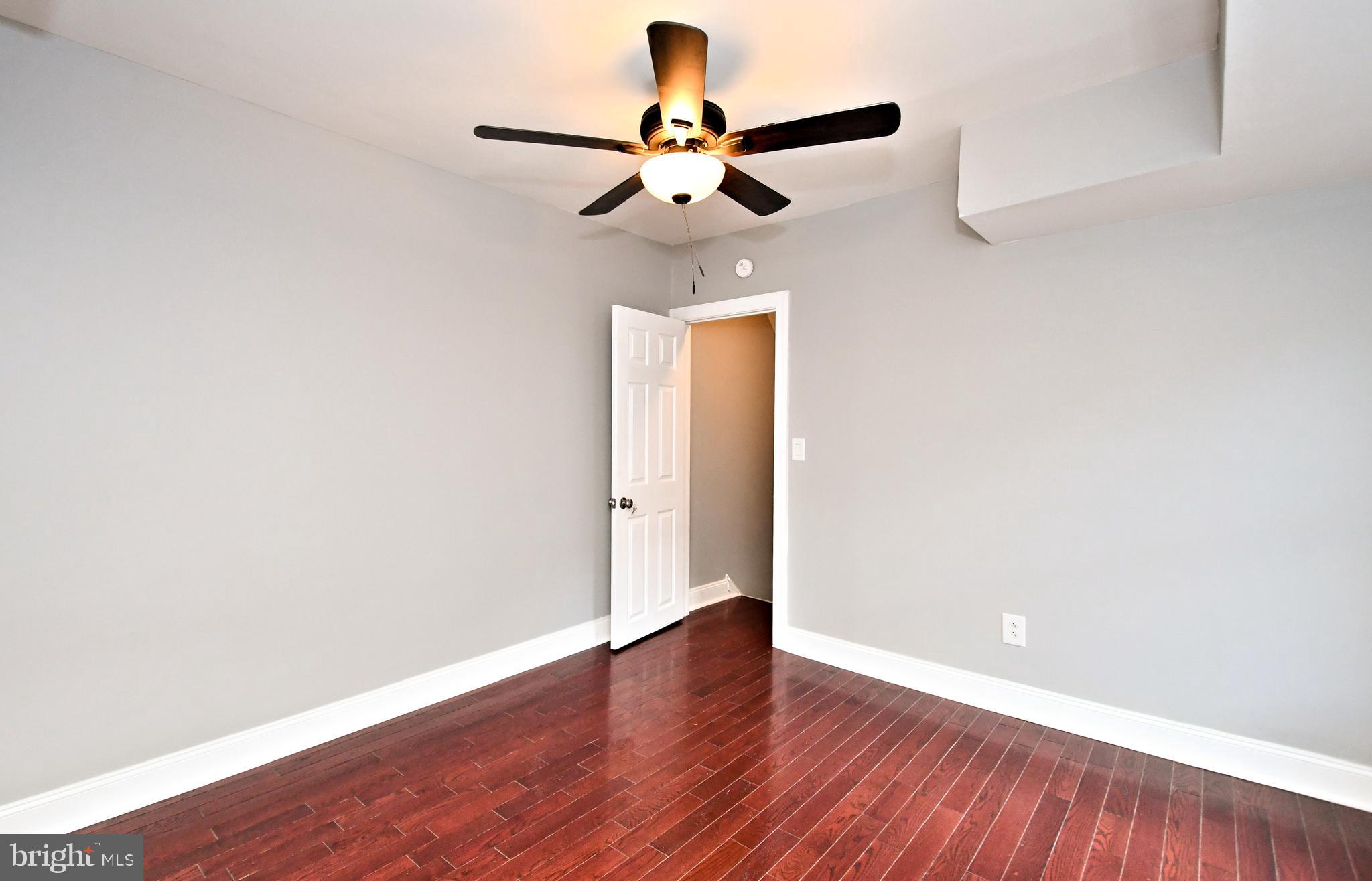 709 N CHARLOTTE STREET