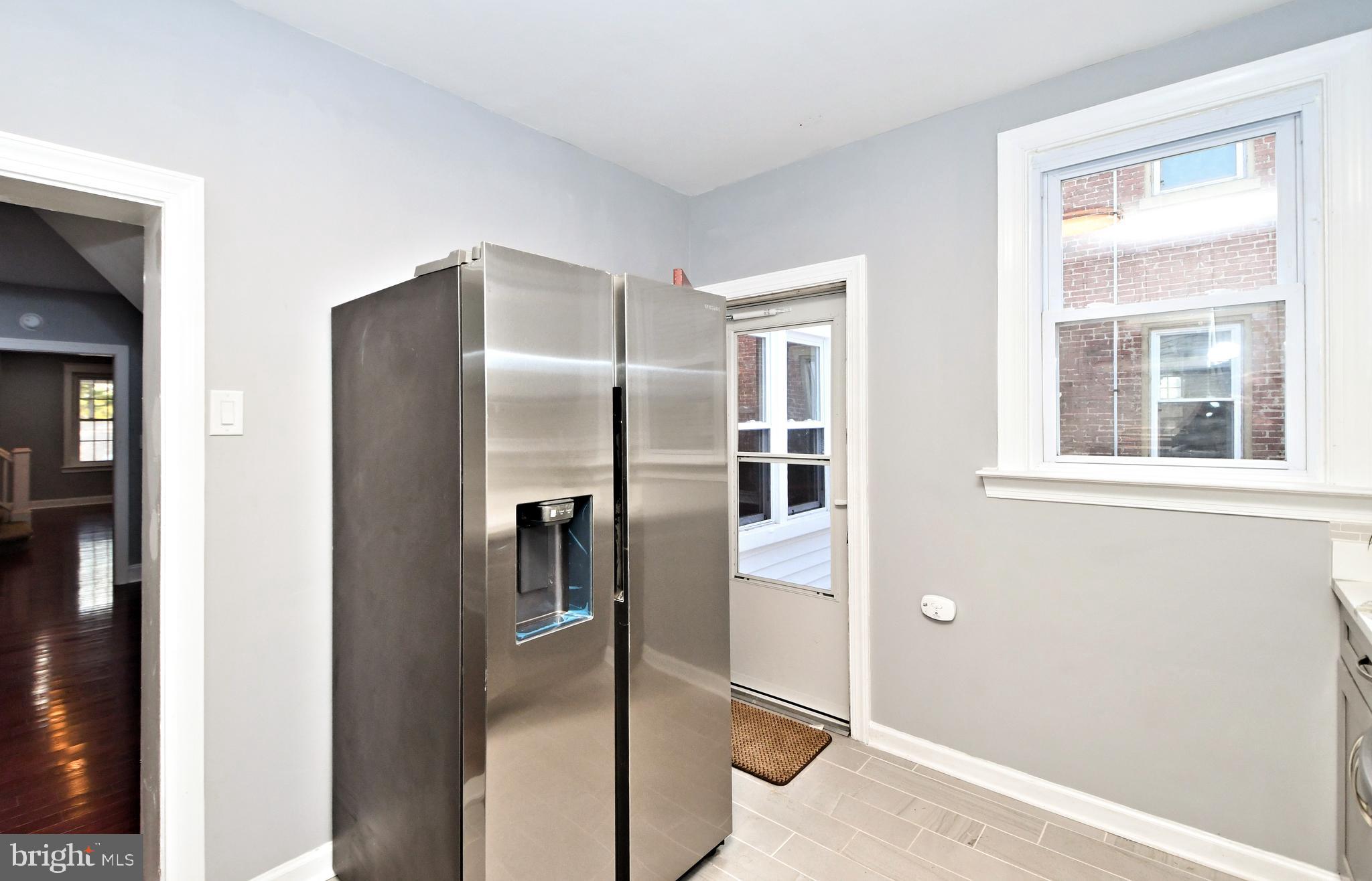 709 N CHARLOTTE STREET