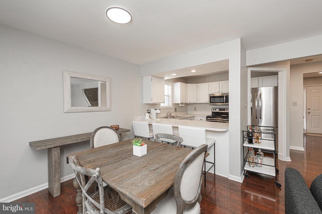125 AZALEA CIRCLE