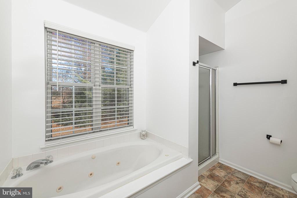 125 AZALEA CIRCLE