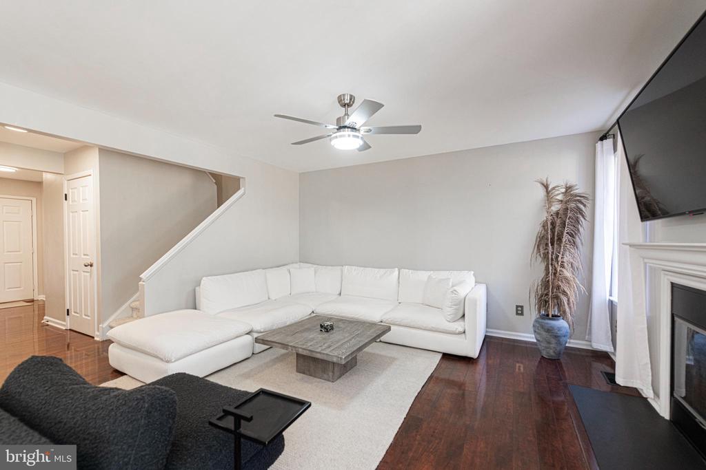 125 AZALEA CIRCLE