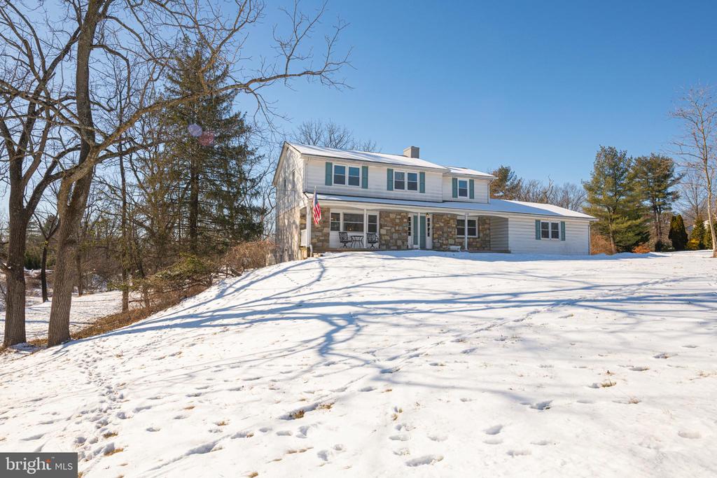 1230 BUTTONWOOD DRIVE