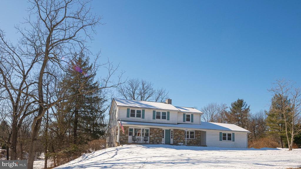 1230 BUTTONWOOD DRIVE