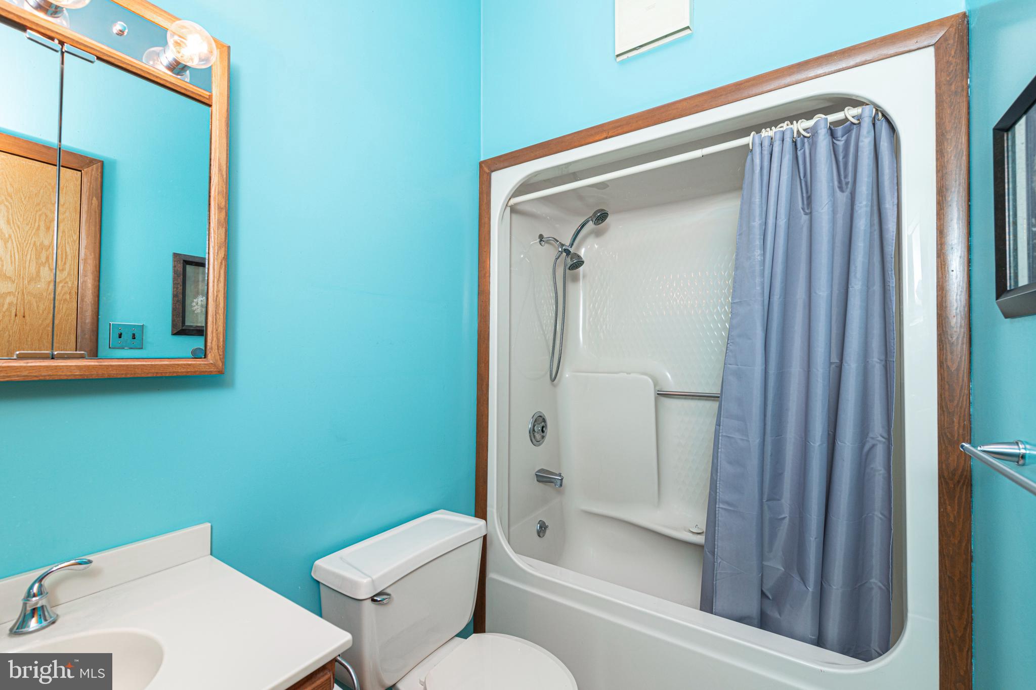 204 SILVERBROOK DRIVE