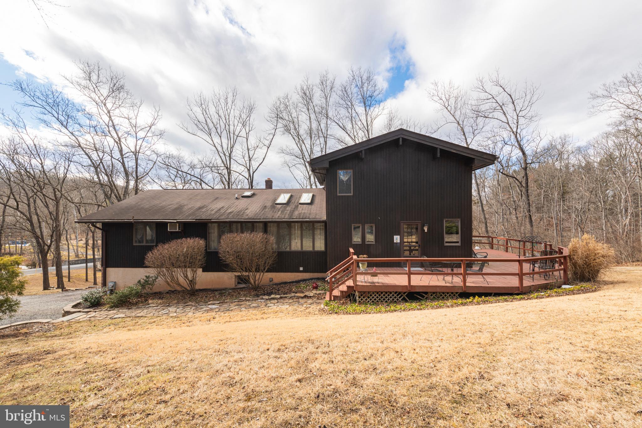 204 SILVERBROOK DRIVE