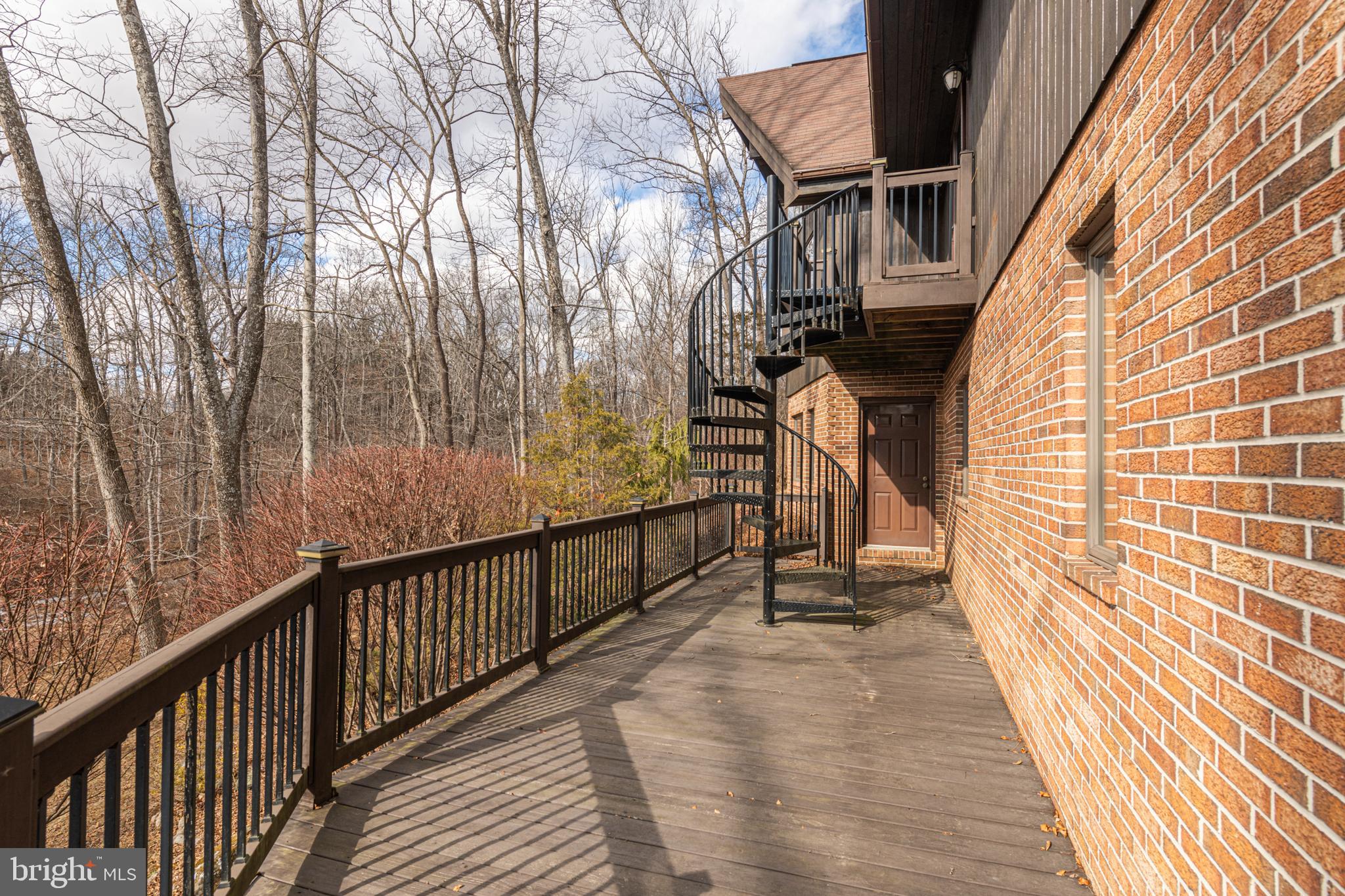 204 SILVERBROOK DRIVE