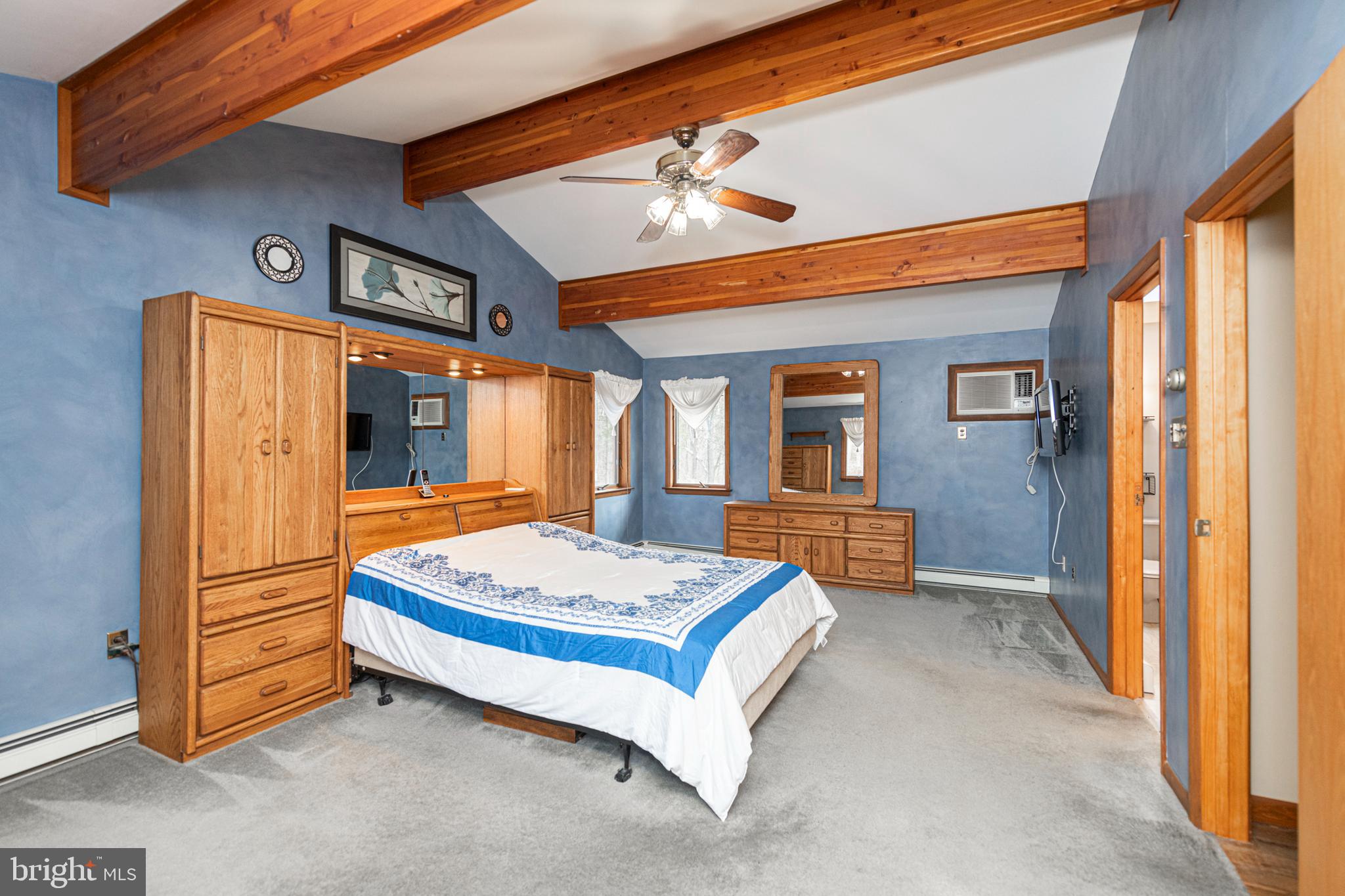 204 SILVERBROOK DRIVE