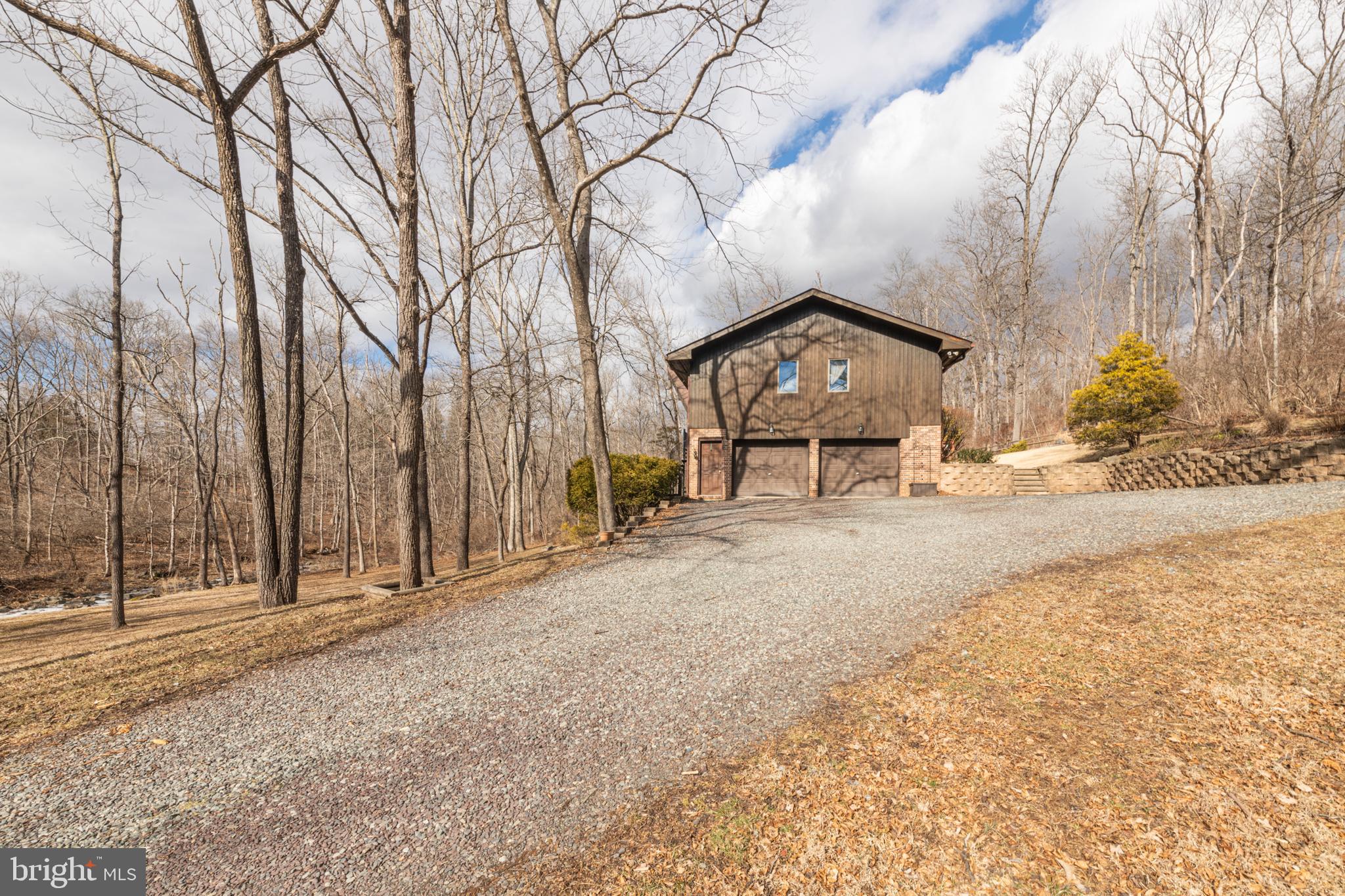 204 SILVERBROOK DRIVE