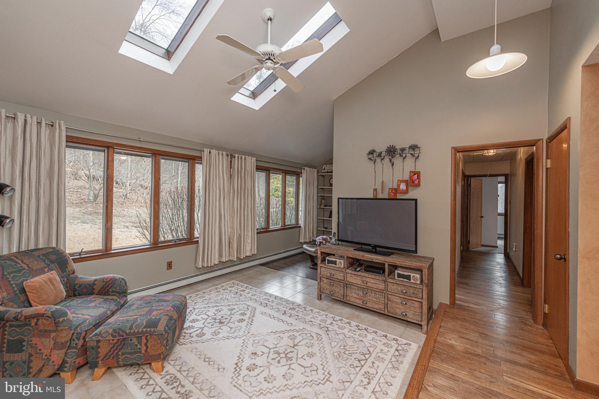 204 SILVERBROOK DRIVE