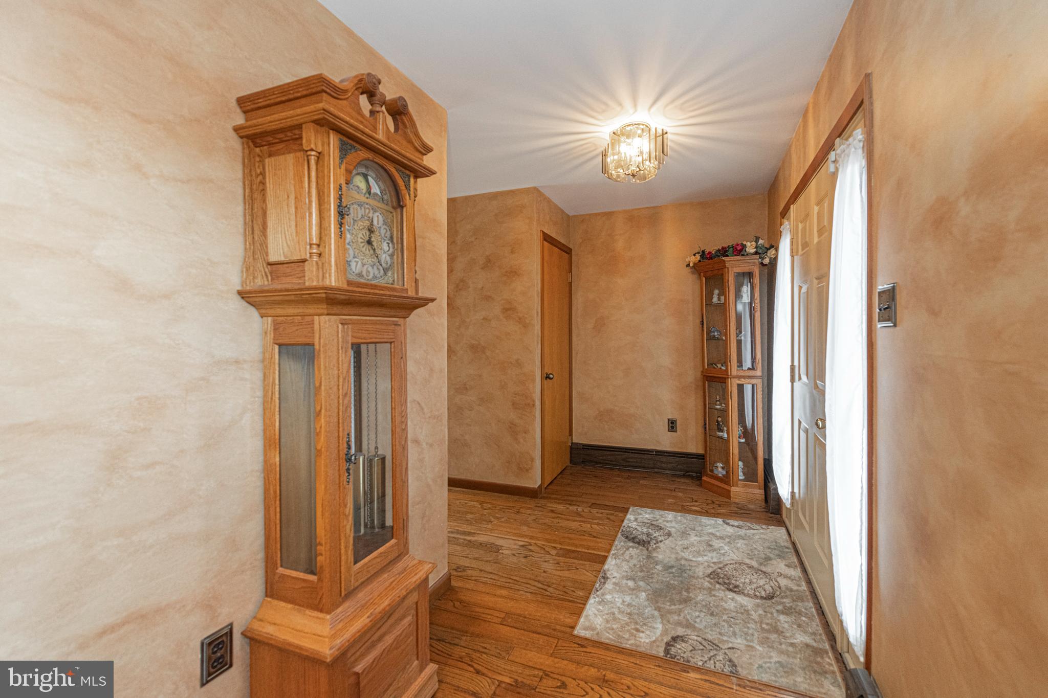 204 SILVERBROOK DRIVE