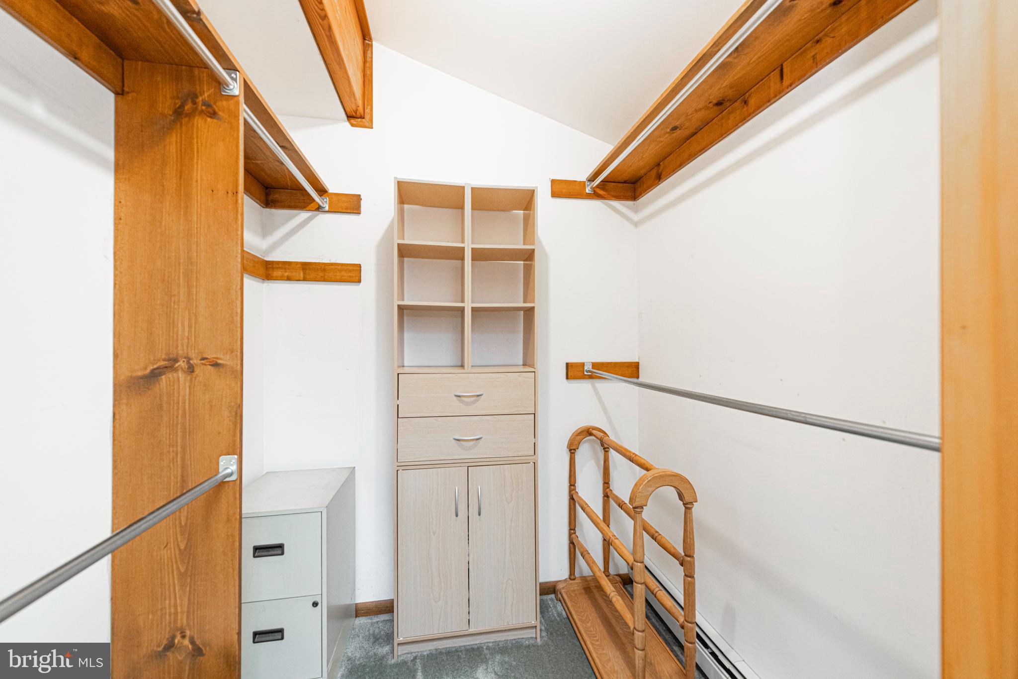 204 SILVERBROOK DRIVE