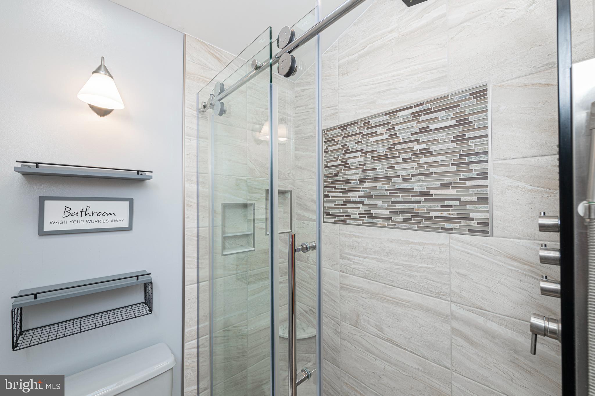 204 SILVERBROOK DRIVE