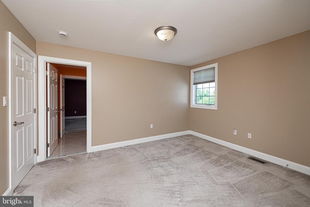 1438 REINER ROAD