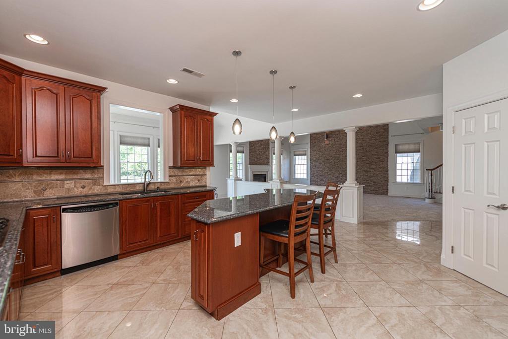 1438 REINER ROAD