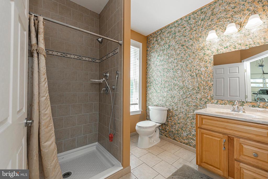 1438 REINER ROAD