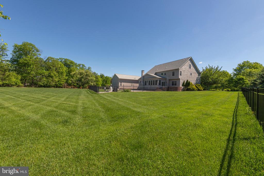 1438 REINER ROAD