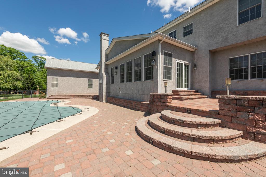 1438 REINER ROAD