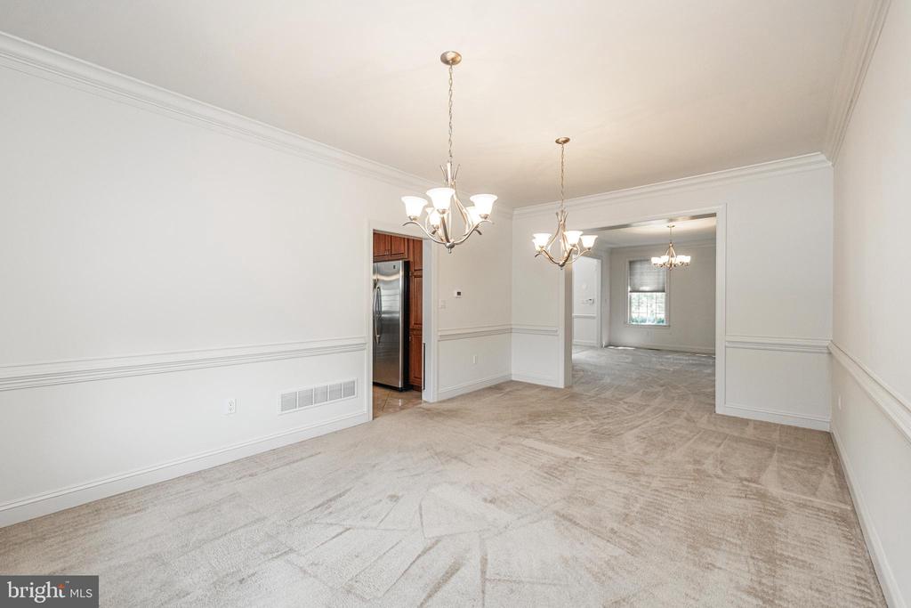 1438 REINER ROAD