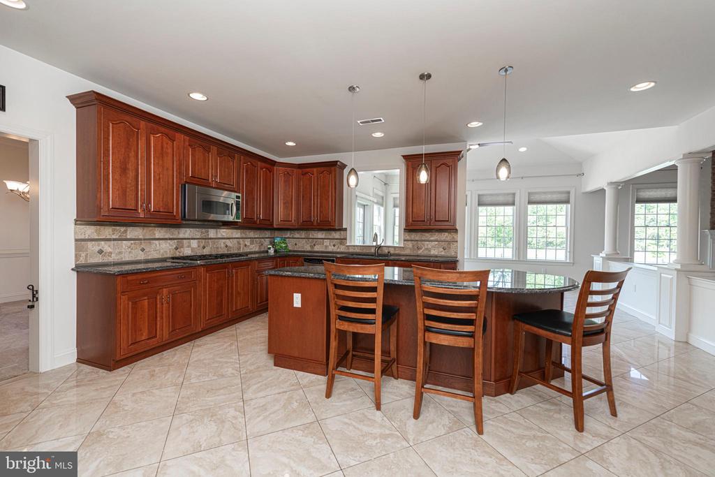 1438 REINER ROAD