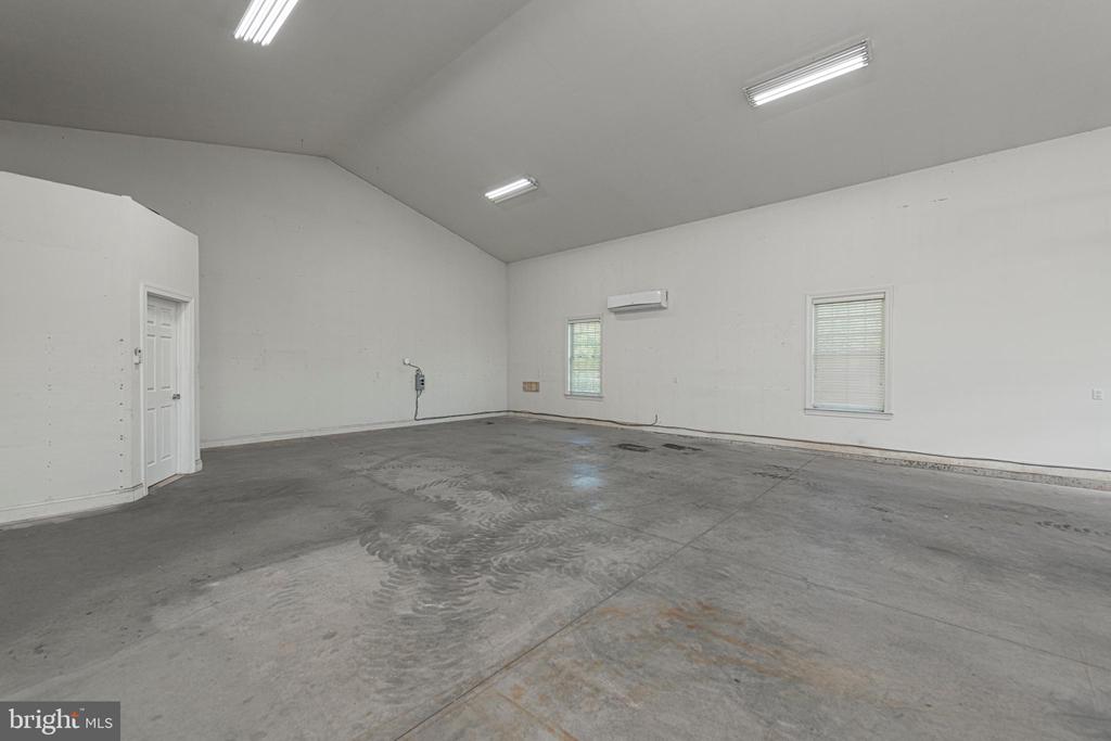 1438 REINER ROAD