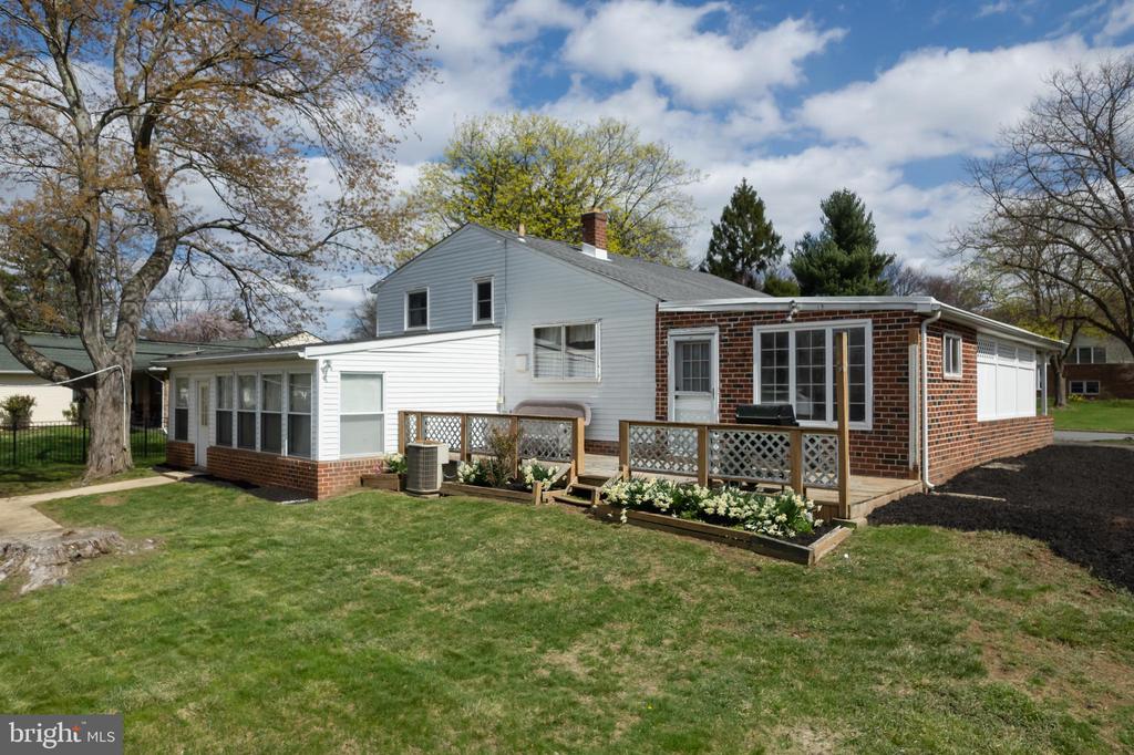 71 ELBOW LANE