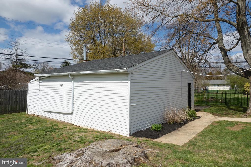 71 ELBOW LANE