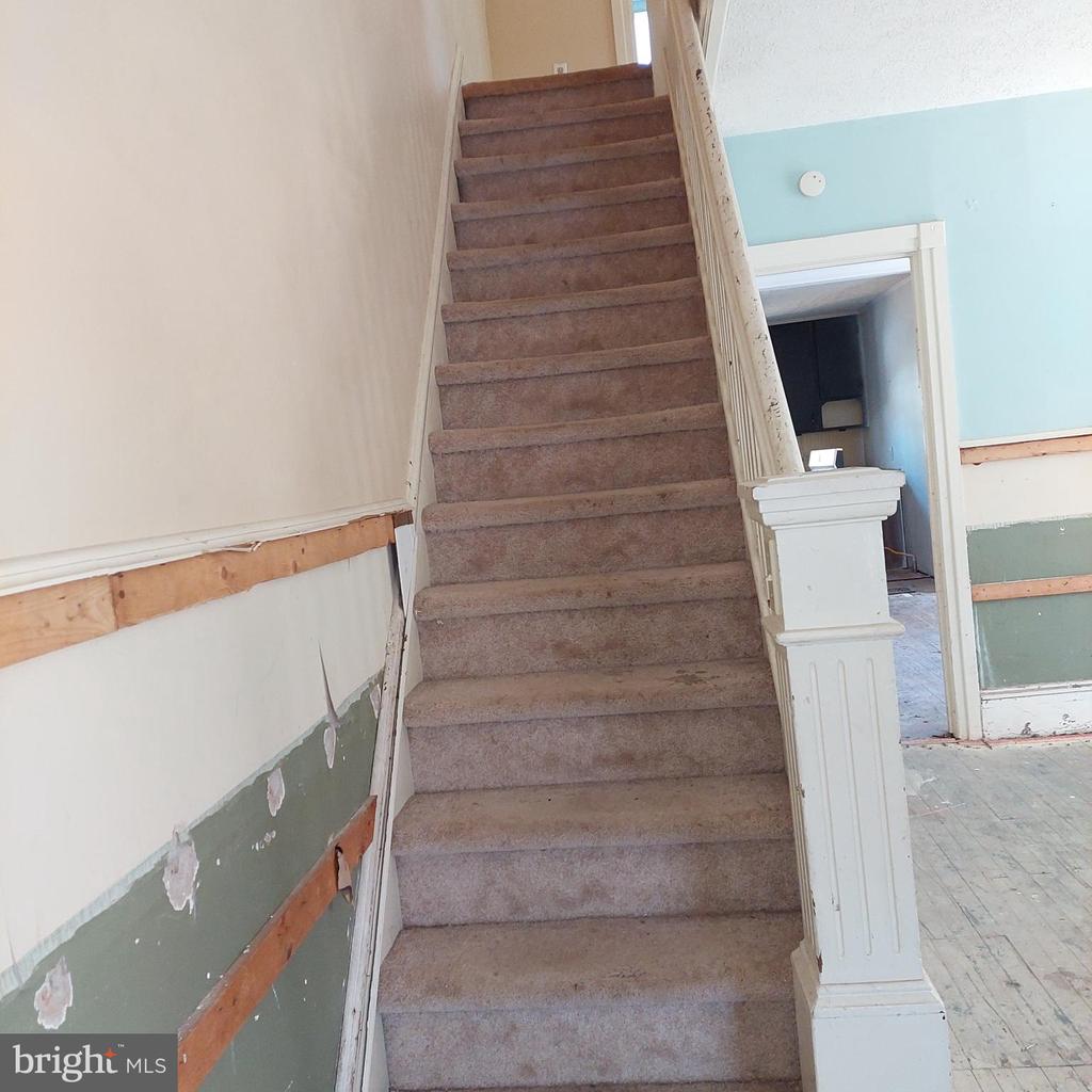 129 WALNUT STREET