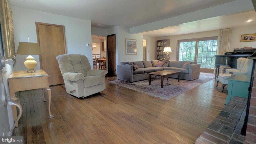 1234 DICKERSON ROAD