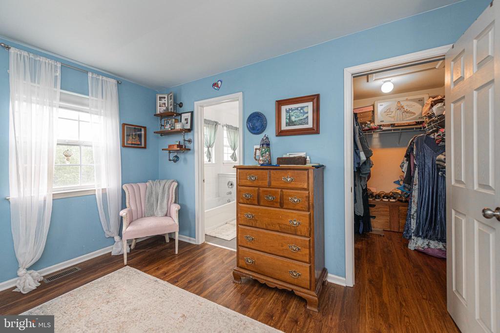 706 MELVIN ROAD