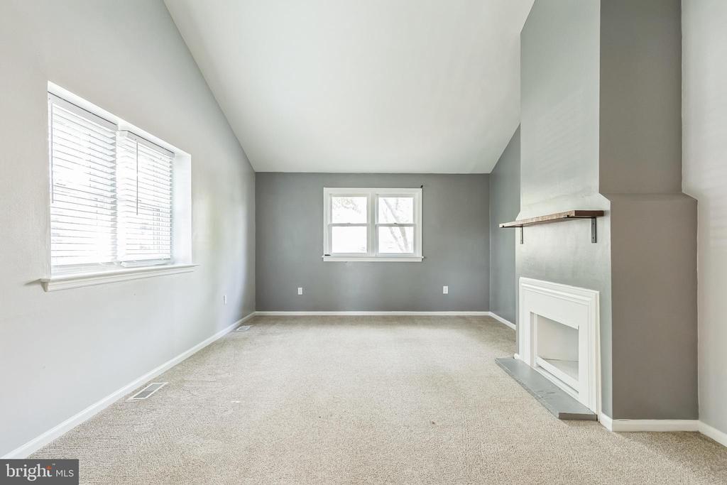 2621 TERRACED HILL COURT