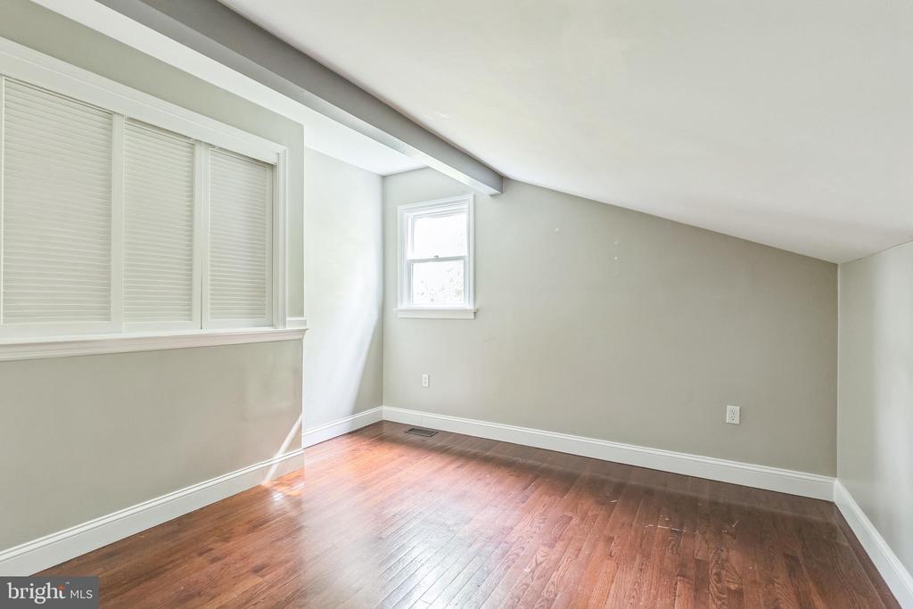 2621 TERRACED HILL COURT