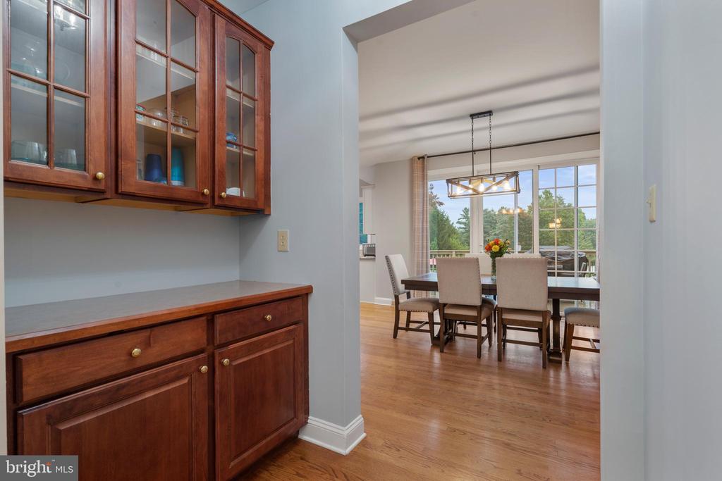 2577 COLD SPRING ROAD