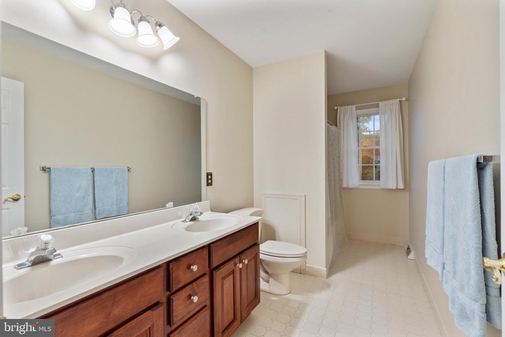 2577 COLD SPRING ROAD