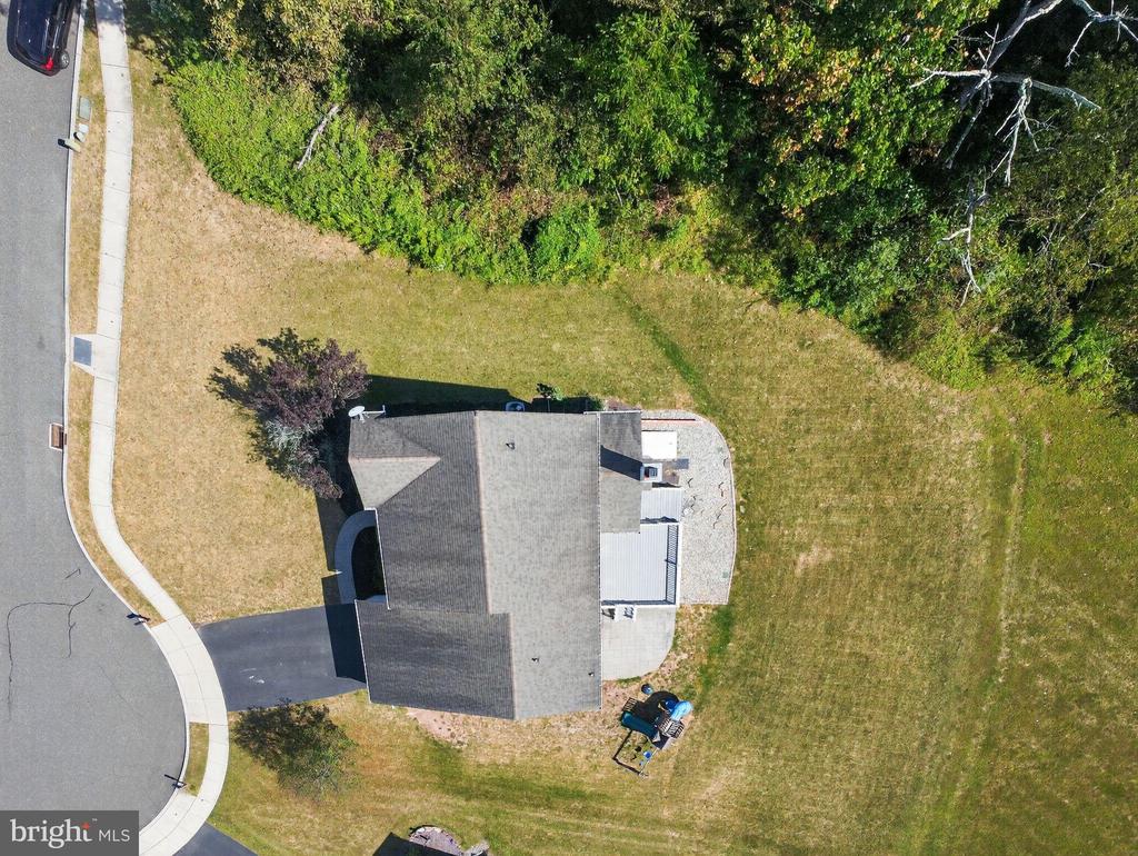1105 AUTUMNVIEW LANE