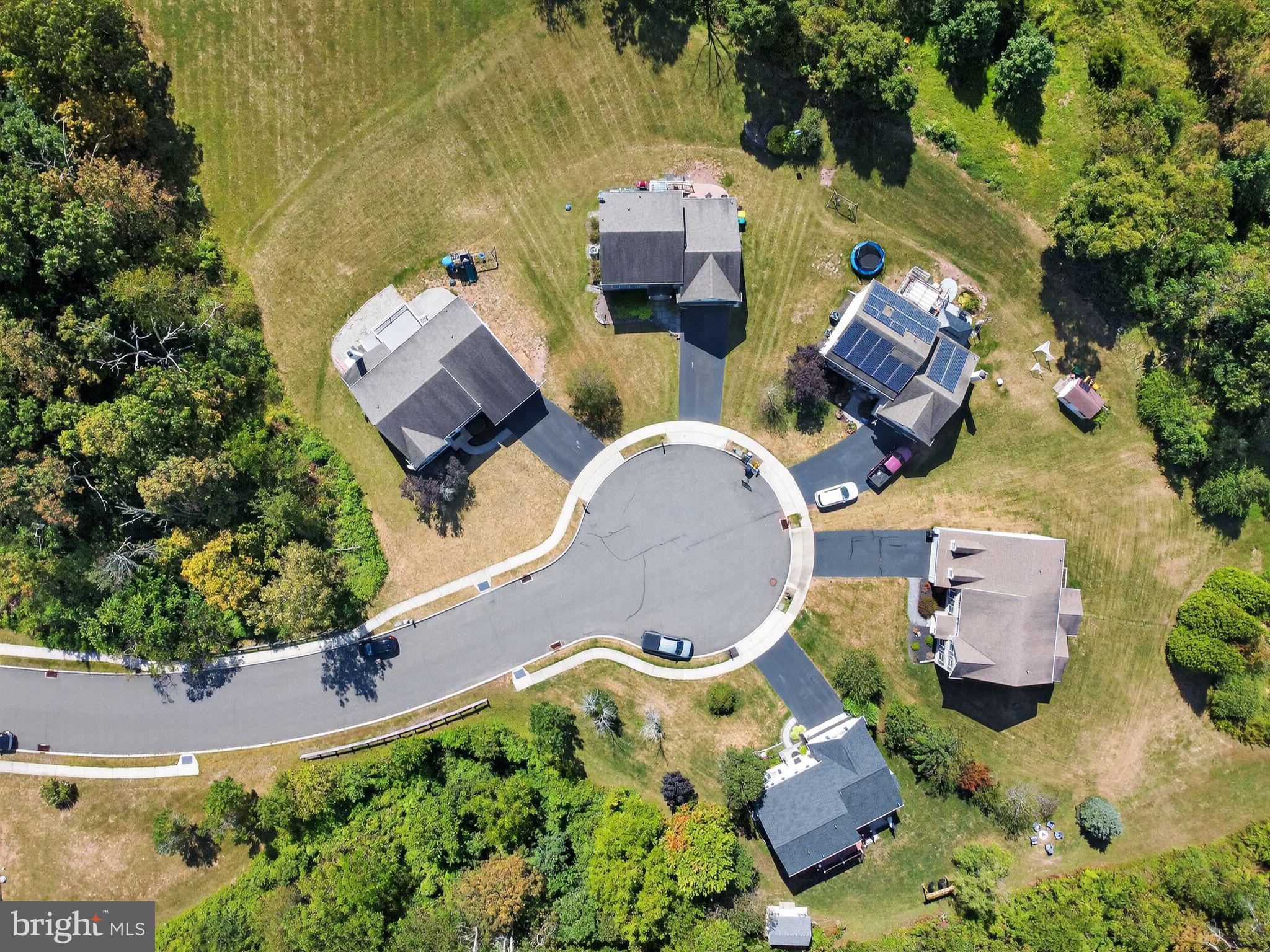 1105 AUTUMNVIEW LANE