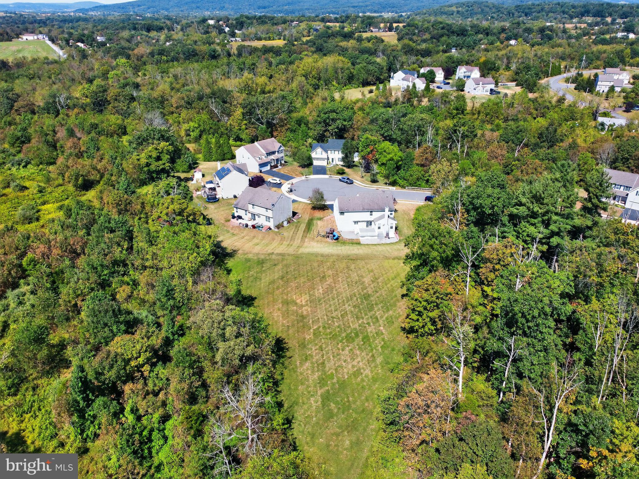 1105 AUTUMNVIEW LANE